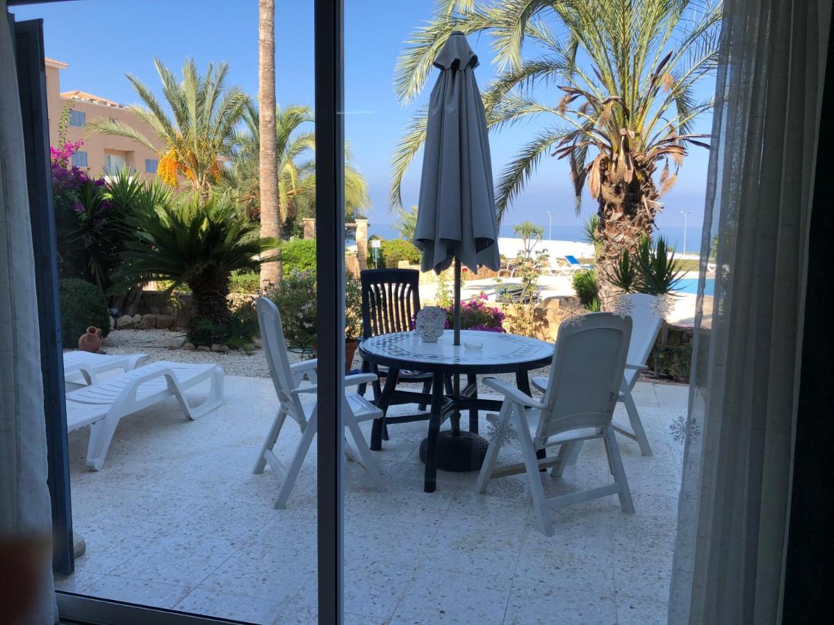 Kings Palace - Fabulous Pool-Side 2 Bed Apartment Paphos Exterior photo
